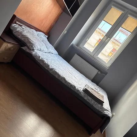 Gharyan Pensión *